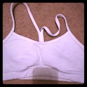 Lululemon y flow bra